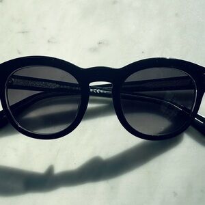 Marc Jacobs Polished Black Sunglasses